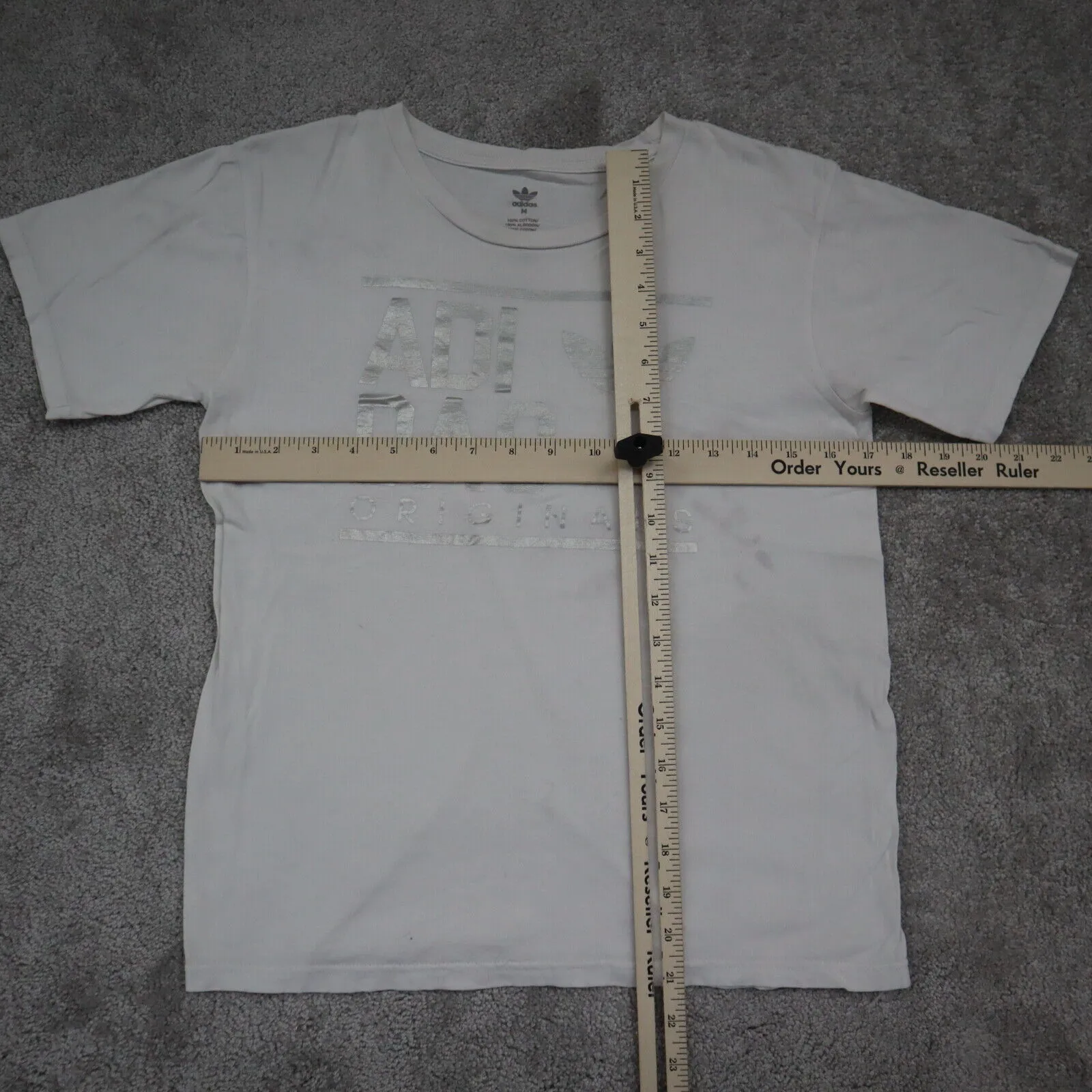 Adidas Originals T Shirt Mens White SZ M Short Sleeve Graphic Shirt Round Neck