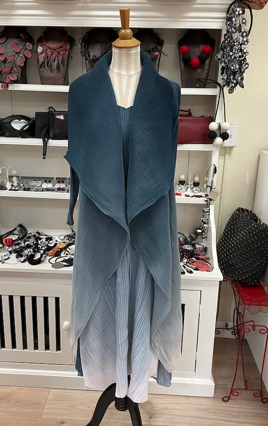 Alquema Long Collare Coat - CHARCOAL GOES LIGHT