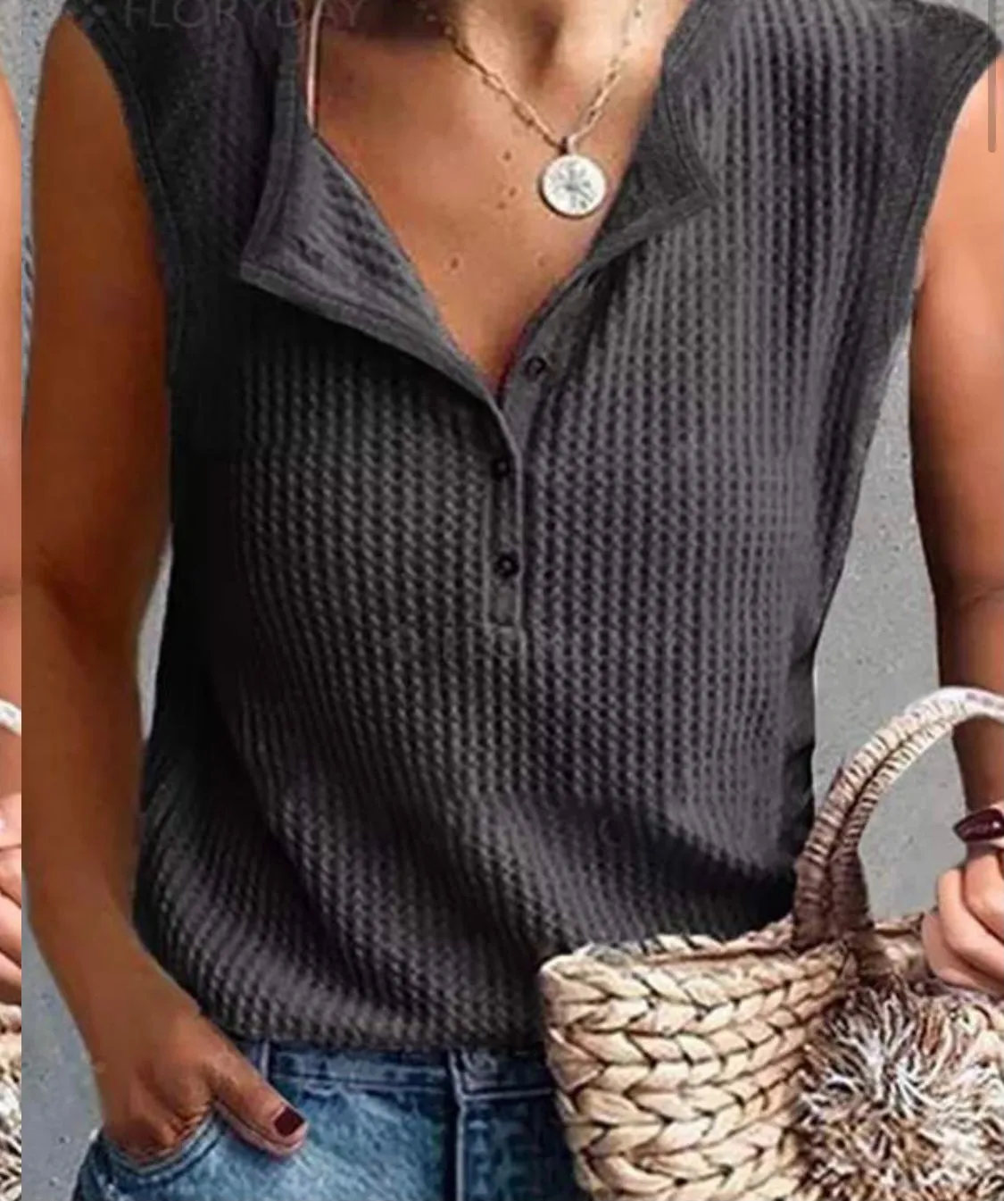 Button knit sleeveless top