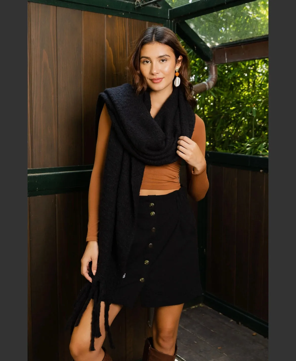 Cozy Blk Scarf