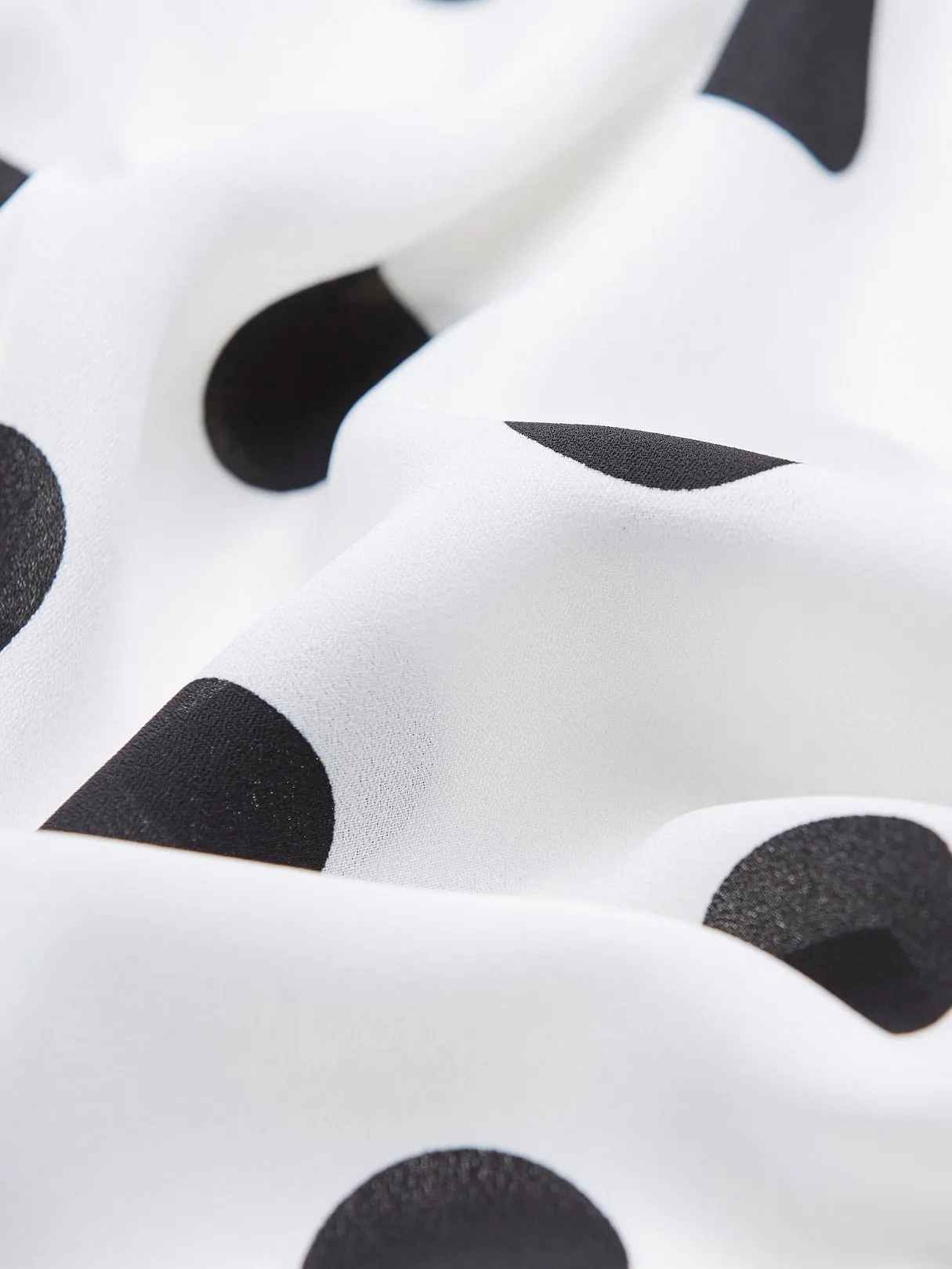 Custom Round Neck Polka Dot Cut Out Half Sleeve White Crop Top