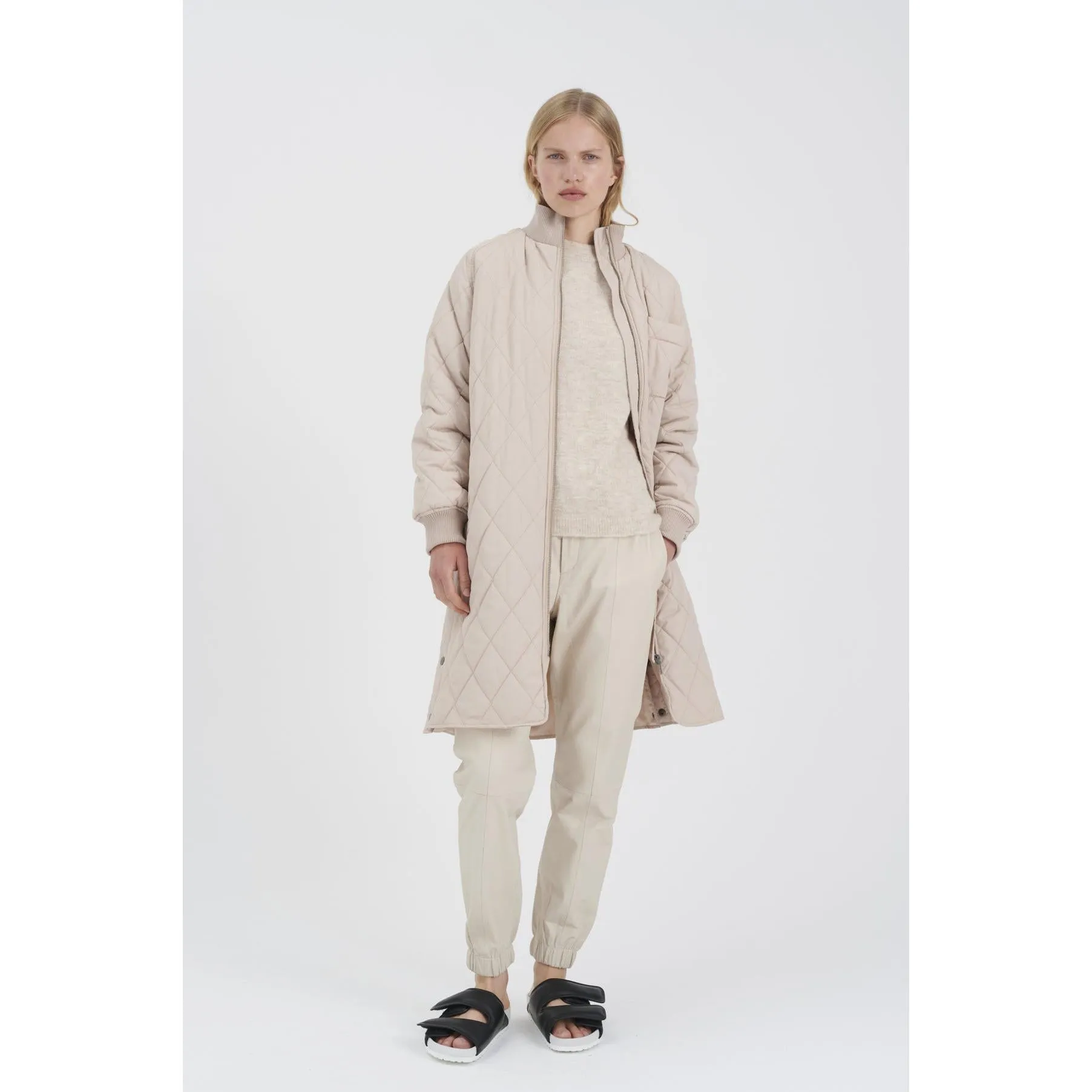 EKRAT QUILTED COAT