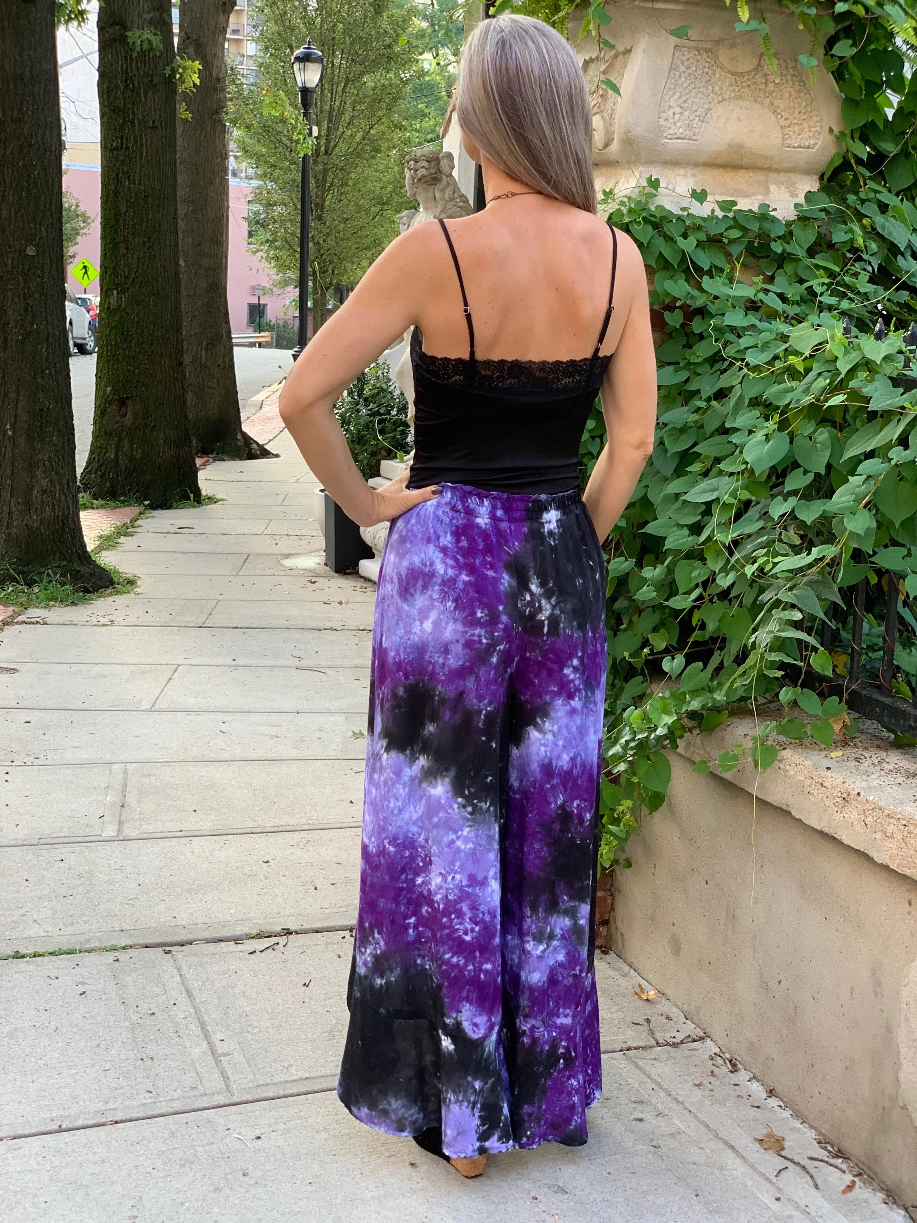 Flared ruffle pants