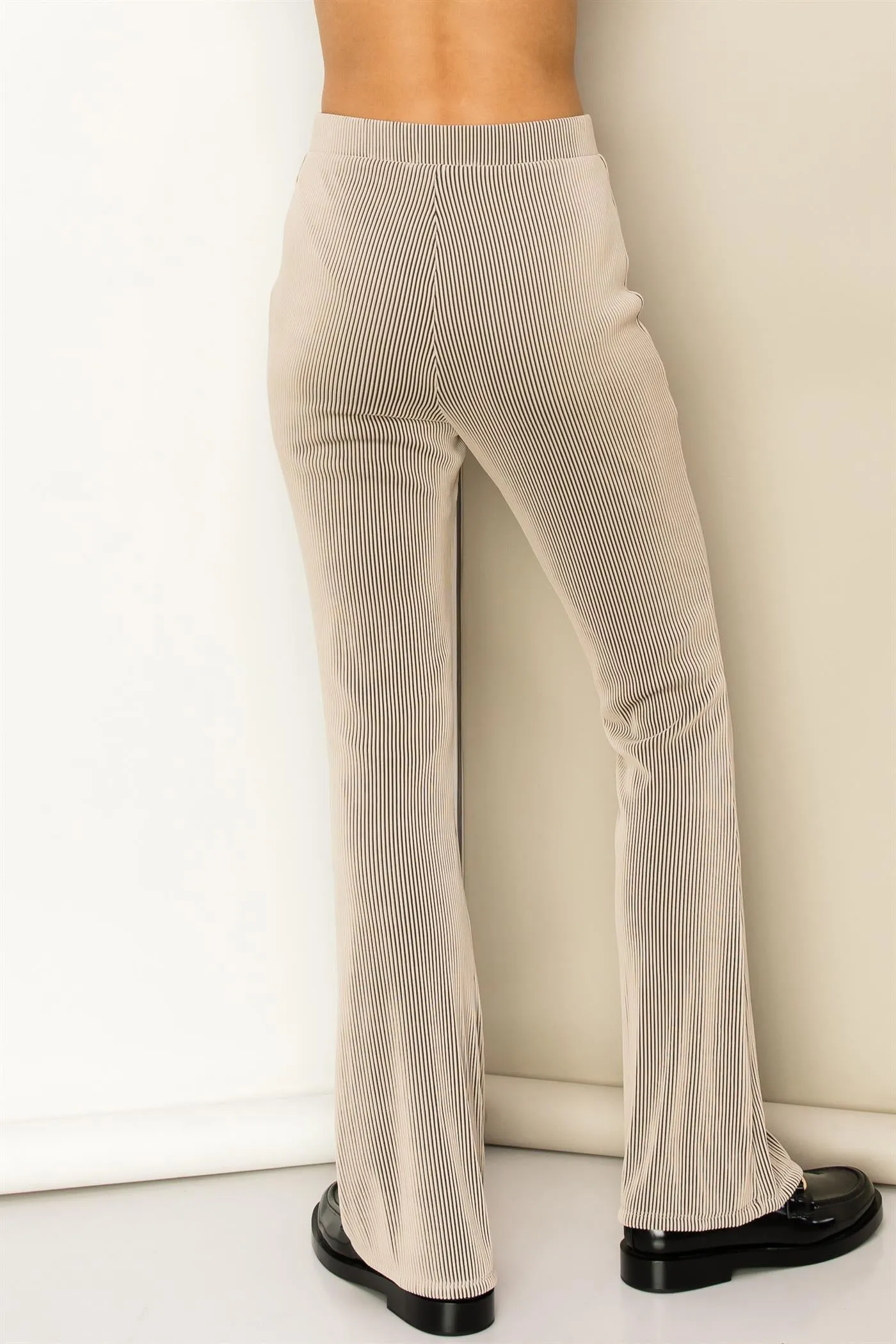 HF23E573-HIGH-WAIST KNIT FLARED PANTS