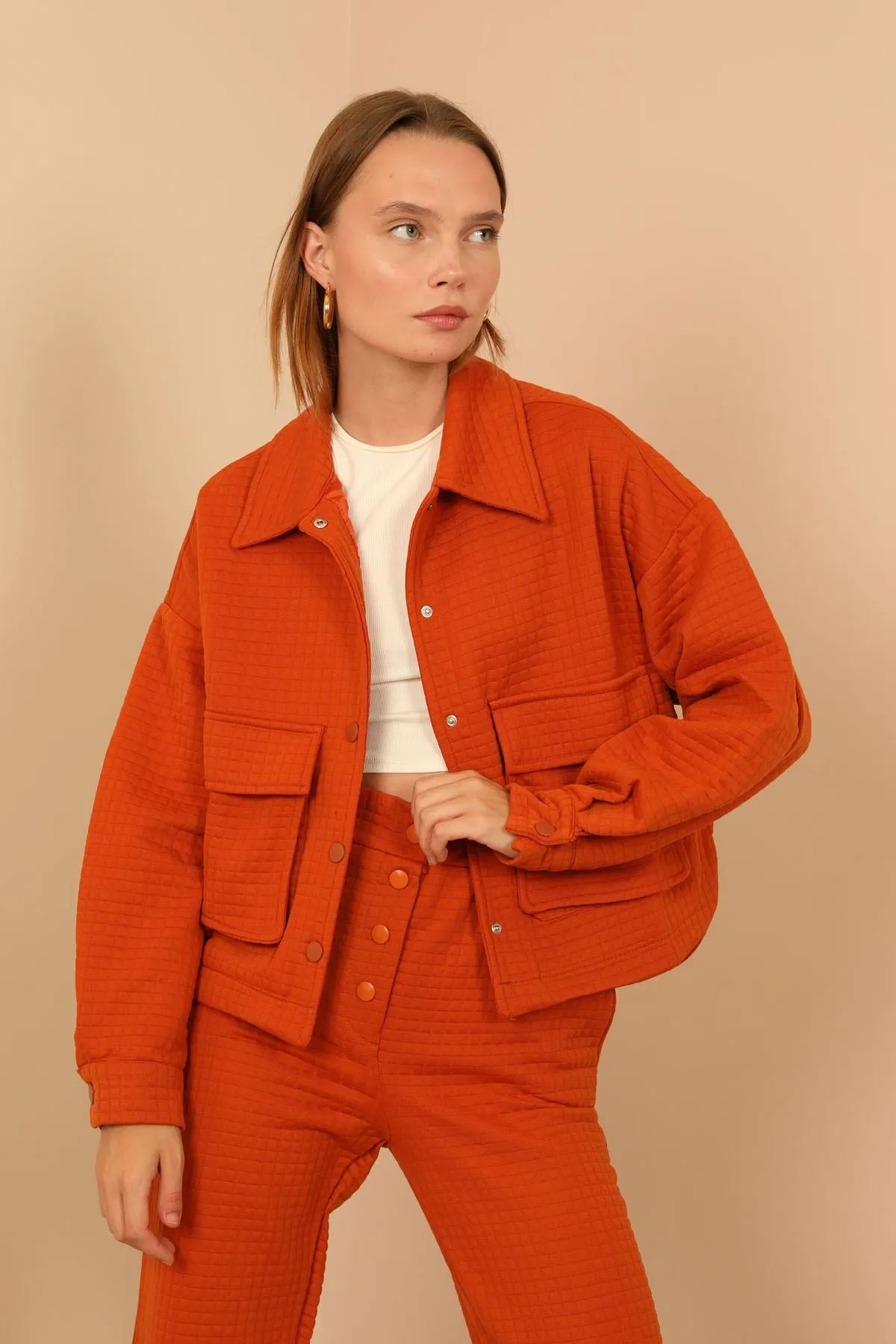 KKT Quilted Fabric Long Sleeve Shirt Collar Hip Height Oversize Button Up Women Jacket - Cinnamon  - Indianapolis