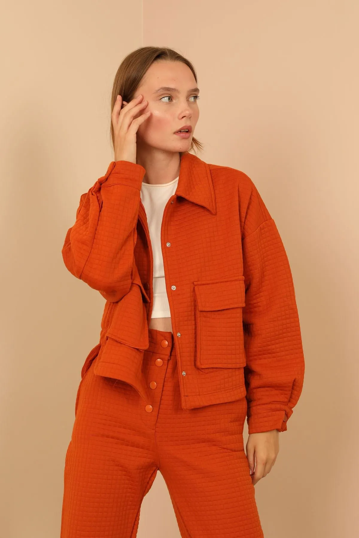 KKT Quilted Fabric Long Sleeve Shirt Collar Hip Height Oversize Button Up Women Jacket - Cinnamon  - Indianapolis