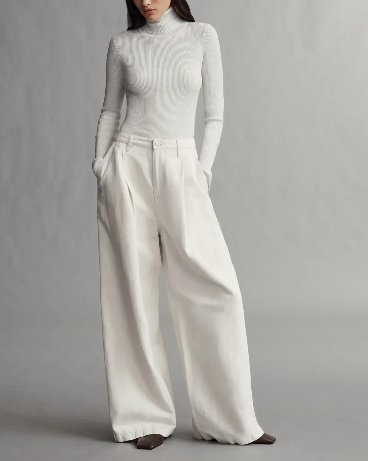 Knit Turtleneck | White Heather Grey