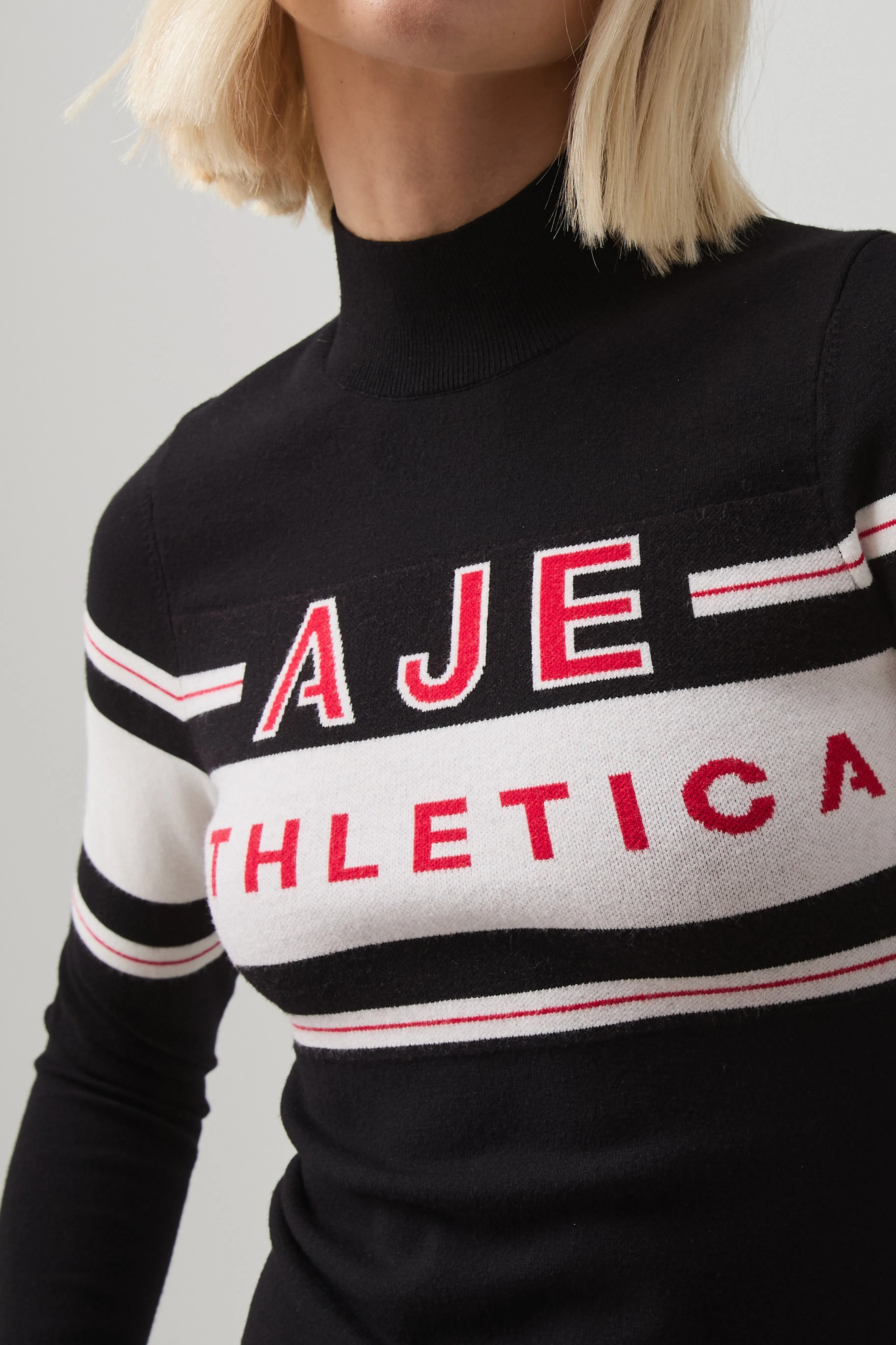 Long Sleeve Logo Knit Top 407
