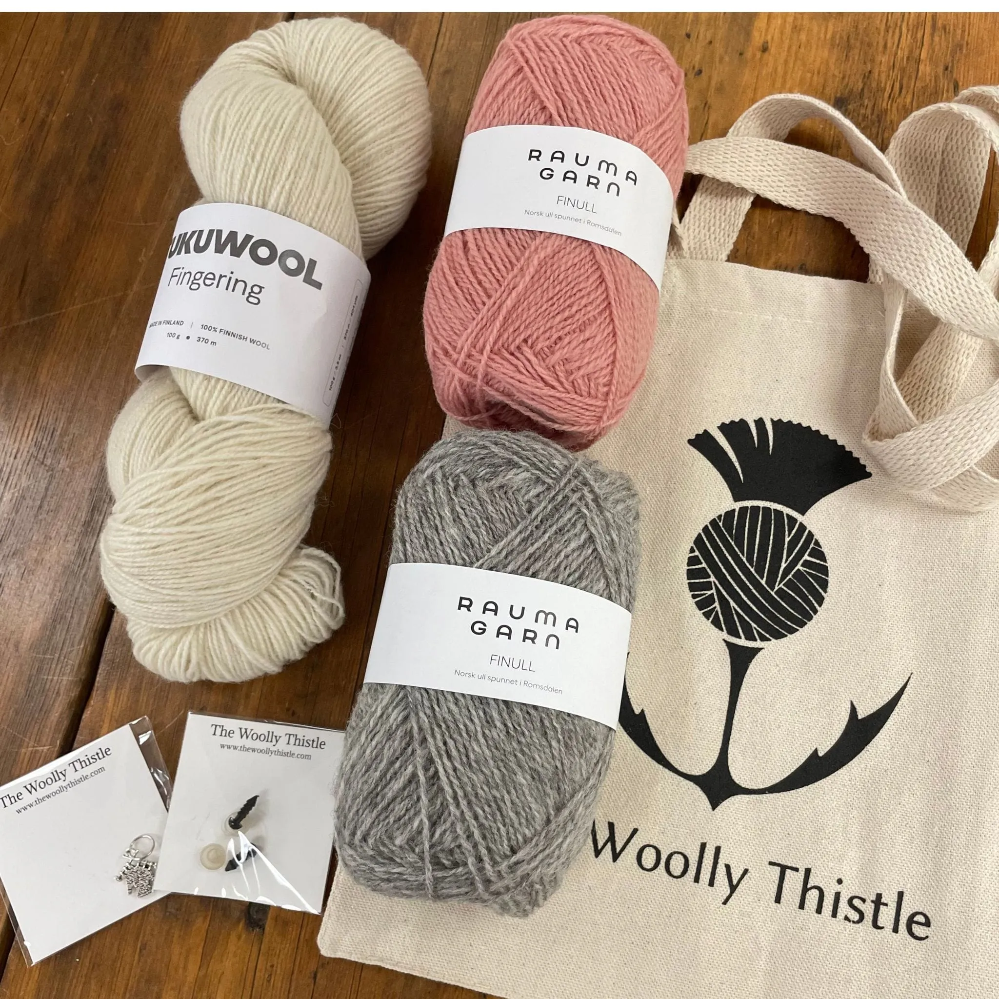 Mouche & Friends: Mouche the Bear Yarn Set
