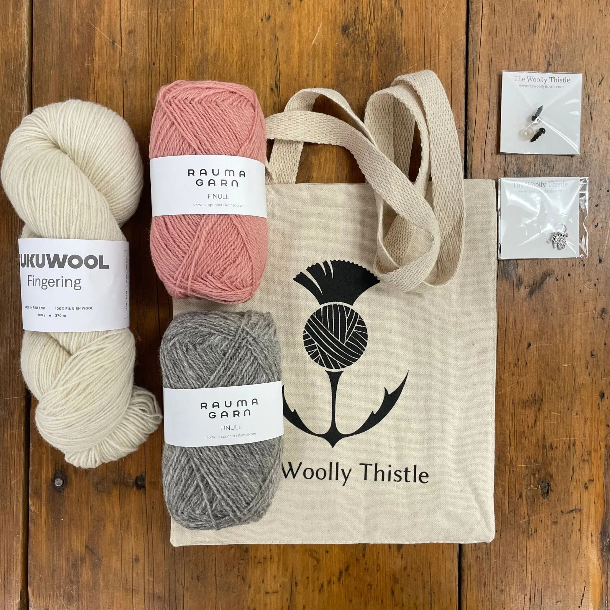 Mouche & Friends: Mouche the Bear Yarn Set