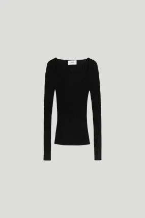 RIBBED KNIT TOP