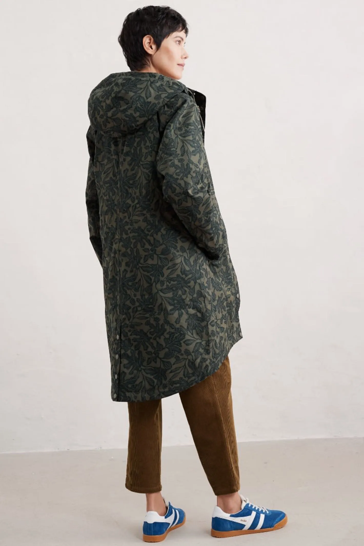 Seasalt Plant Hunter 2 Raincoat Fig Tree Lino Highland Green RN35822-32745