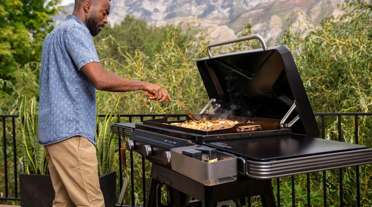 Traeger Flatrock Flat Top Grill