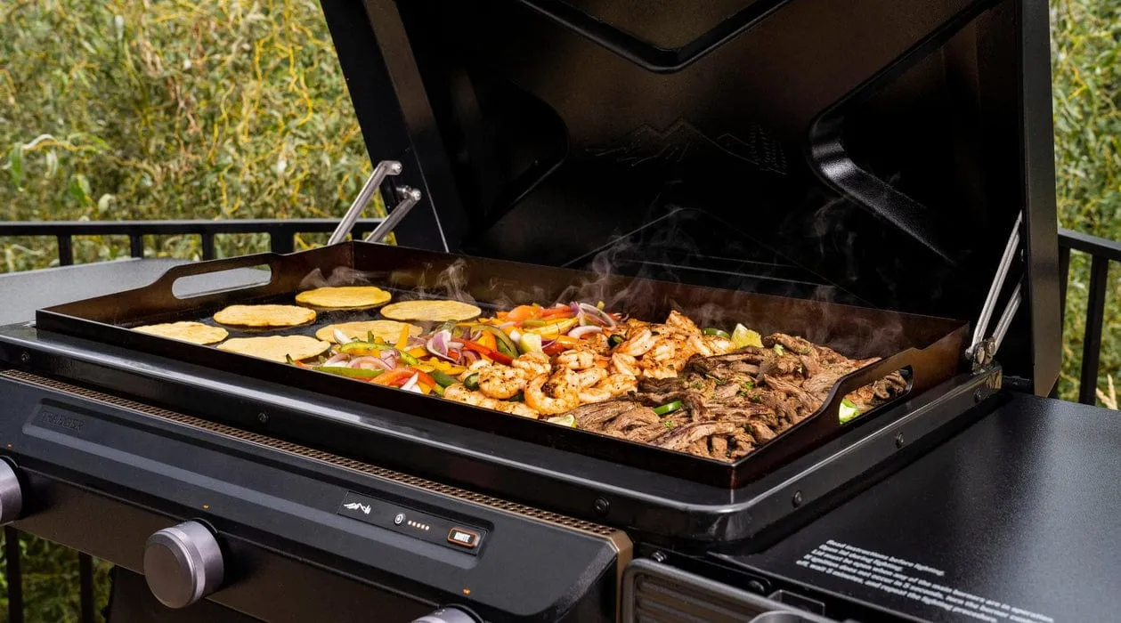Traeger Flatrock Flat Top Grill