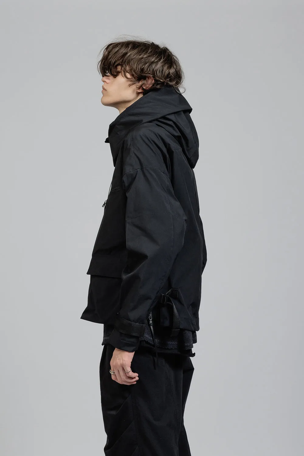 WATER REPELLENT HOODED JACKET