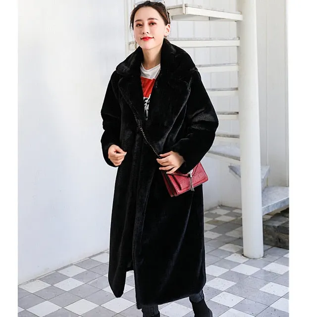 Women's Elegant Long Faux Fur Coat Loose High Quality Thick Warm Winter Vegan Fur Overcoat